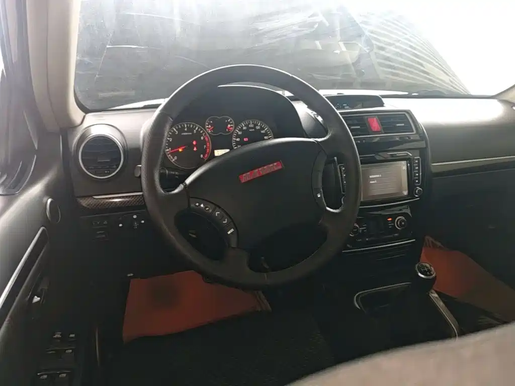 Haval H5 Classic 2015 2015 2.0L Manual 2WD Aspiring