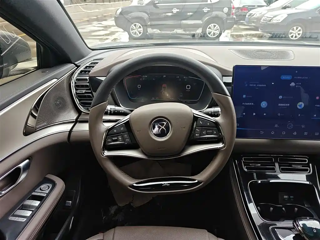 BYD Han 2023 EV Champion Edition 605KM FWD Premium фото 7