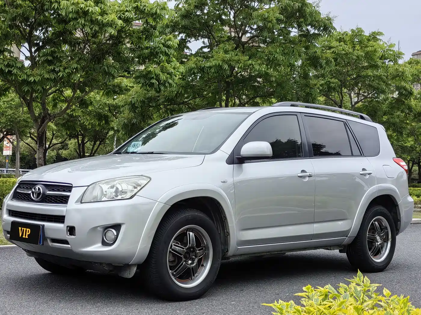 Toyota RAV4 Rongfang 2009 2.4L Automatic Luxury Edition