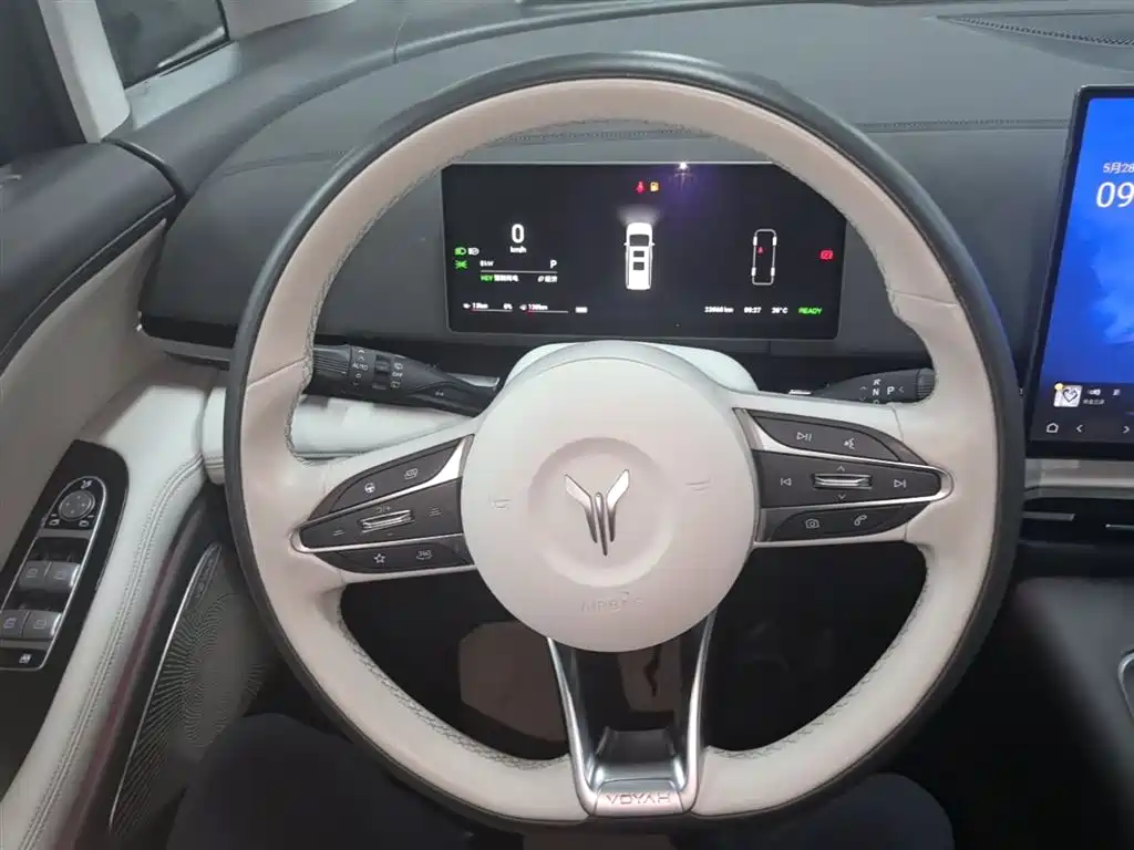 Voyah Auto Voyah Dreamer 2025 PHEV AWD Flagship Kunpeng Edition фото 11