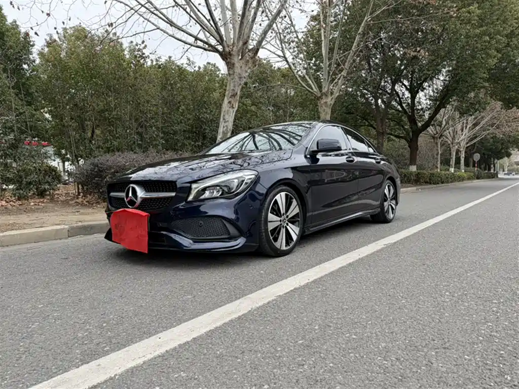 Mercedes-Benz CLA (Import) 2018 CLA 200 Fashion Edition фото 24