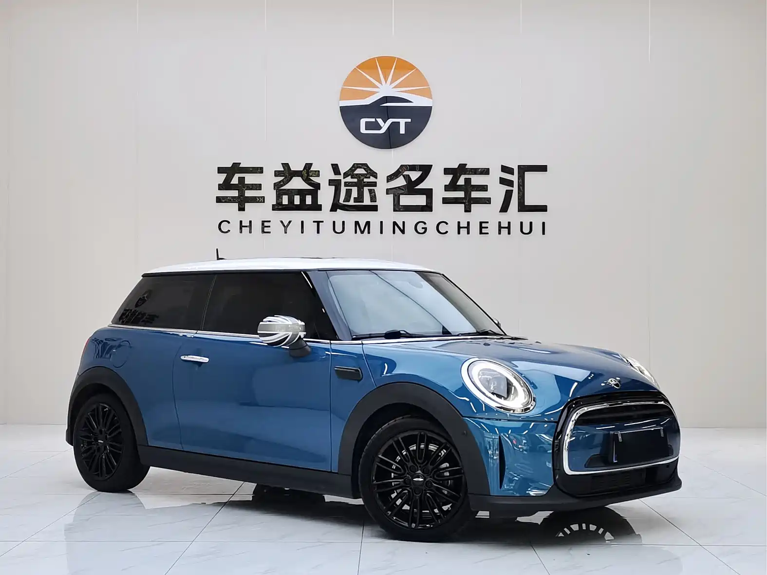 Фото 25 - MINI MINI