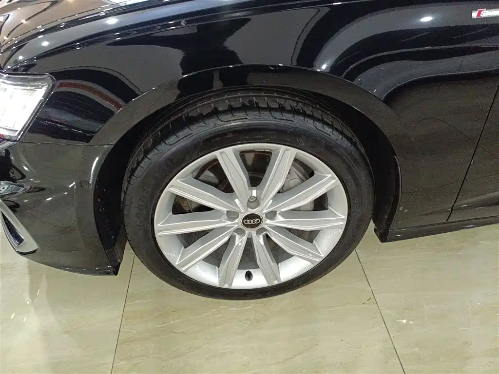 Audi A6L 2024 45 TFSI Premium Dynamic фото 25
