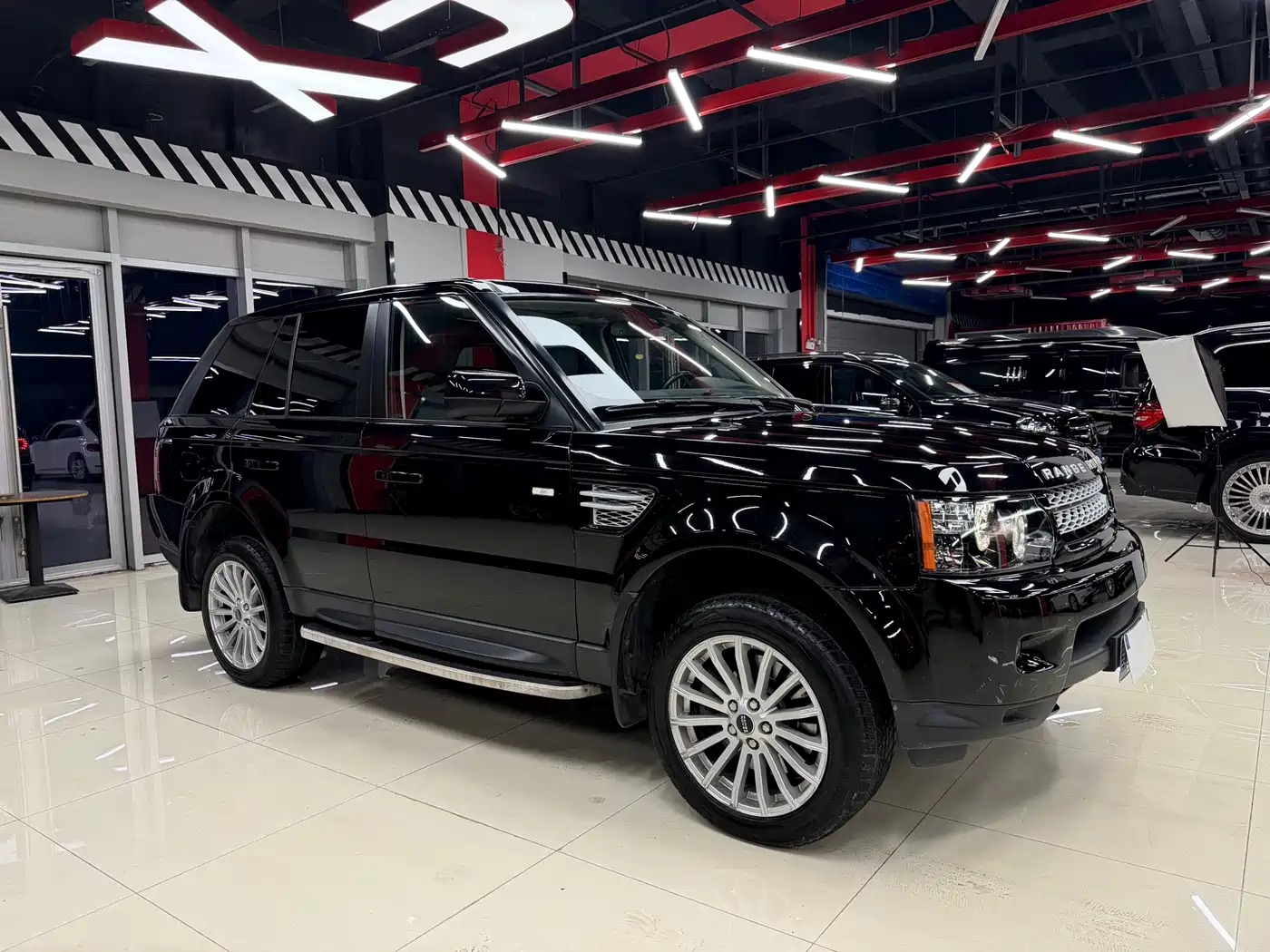 Land Rover Range Rover Sport 2012 5.0 SC V8 Fengshang Genesis Edition фото 5