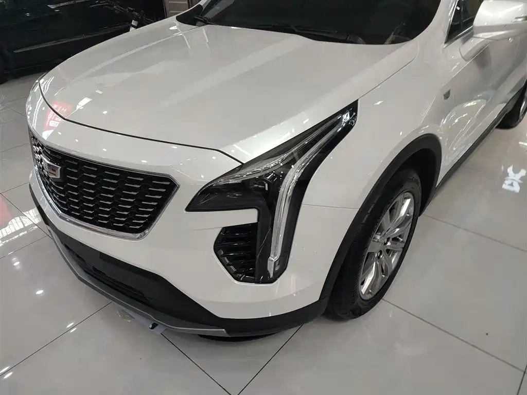 Cadillac XT4 2022 28T FWD Luxury фото 24