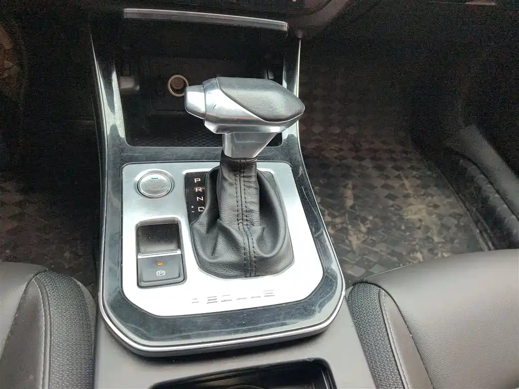 Dongfeng Aeolus Yixuan GS 2021 2020 230T Auto Yuemu Edition