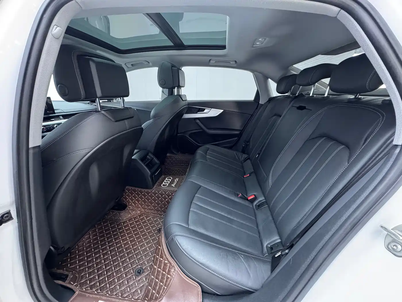 Audi A4L 2020 35 TFSI Fashion Dynamic Edition фото 20