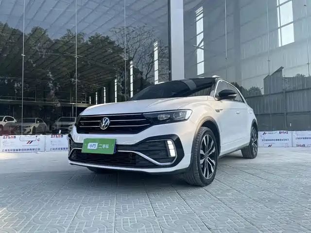 VOLKSWAGEN T ROC EXPLORING SONGS