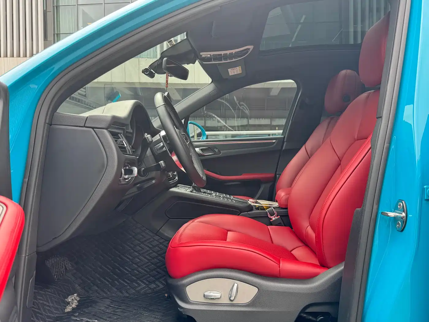 Porsche Macan 2018 Macan 2.0T фото 14