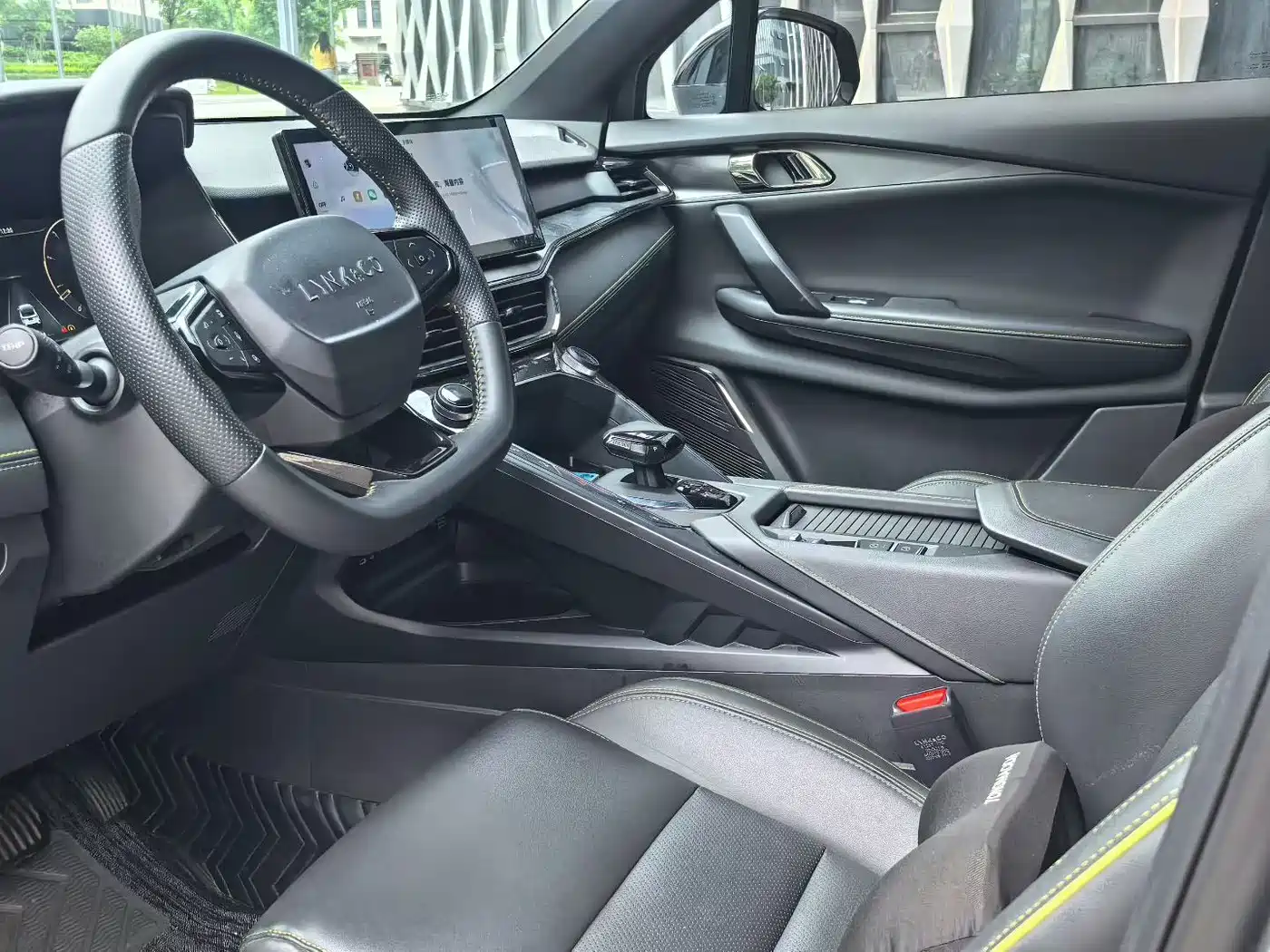 Lynk & Co 06 2023 Remix 1.5T Power Halo фото 4