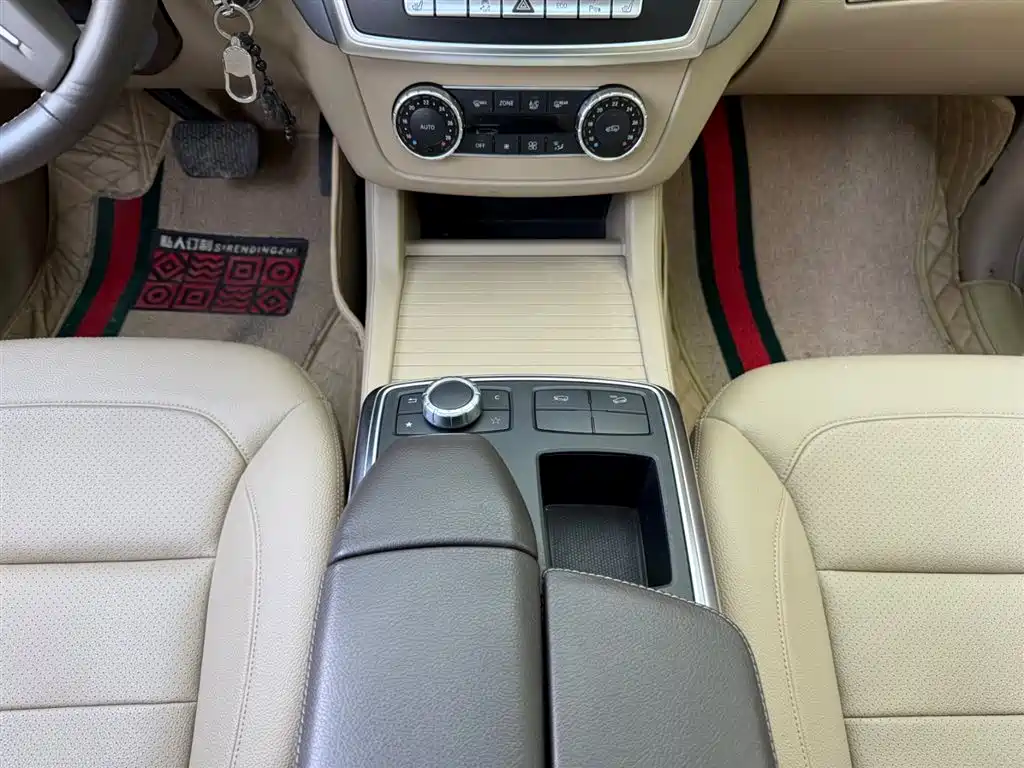 Mercedes-Benz M-Class 2015 ML 320 4MATIC фото 7