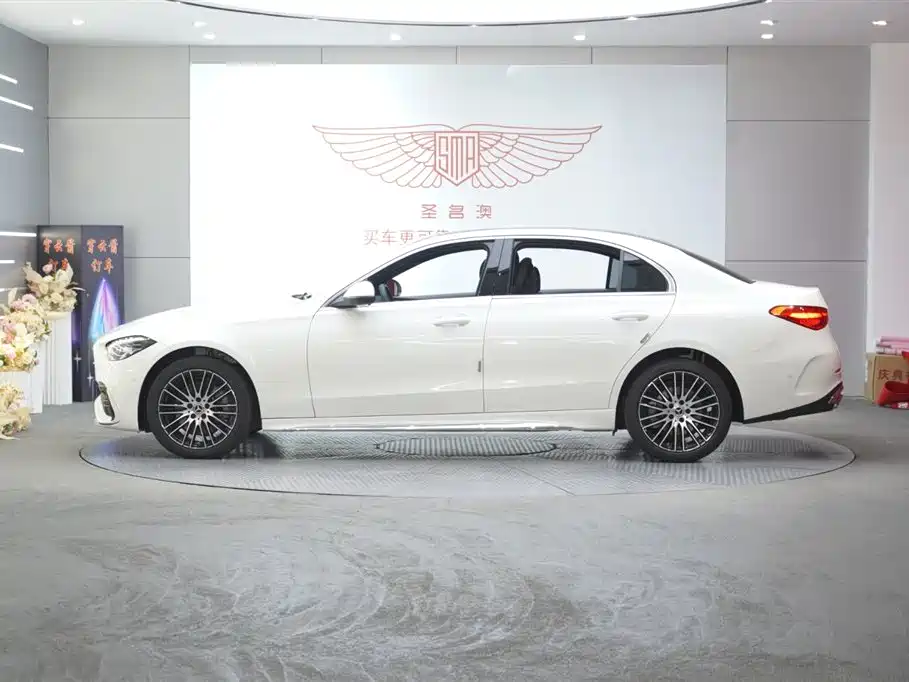 Mercedes-Benz C-Class 2024 Second Facelift C 260 L Sport фото 2