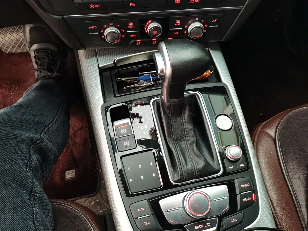 Audi A6L 2014 TFSI Standard фото 10