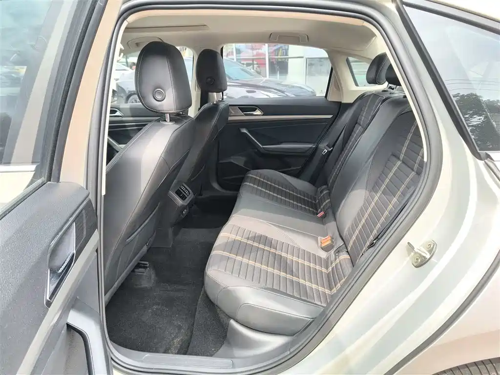 Volkswagen Lavida 2019 280TSI DSG Comfort Edition China VI фото 17