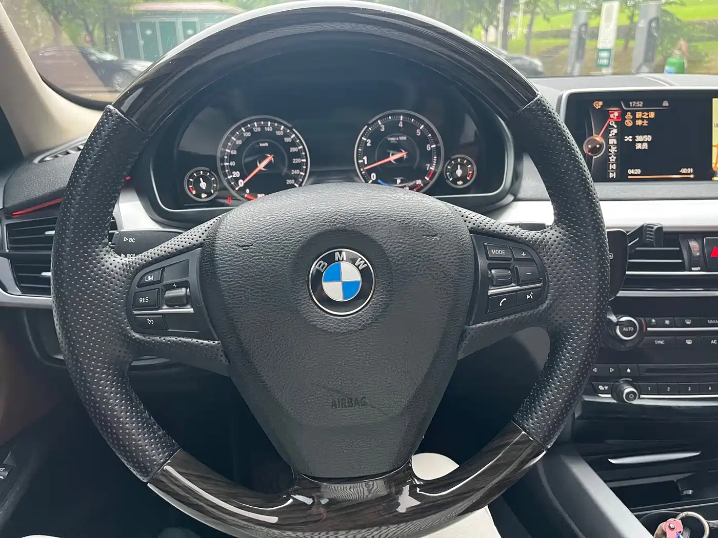 BMW X5 (Import) 2017 xDrive35i Leading Edition фото 14