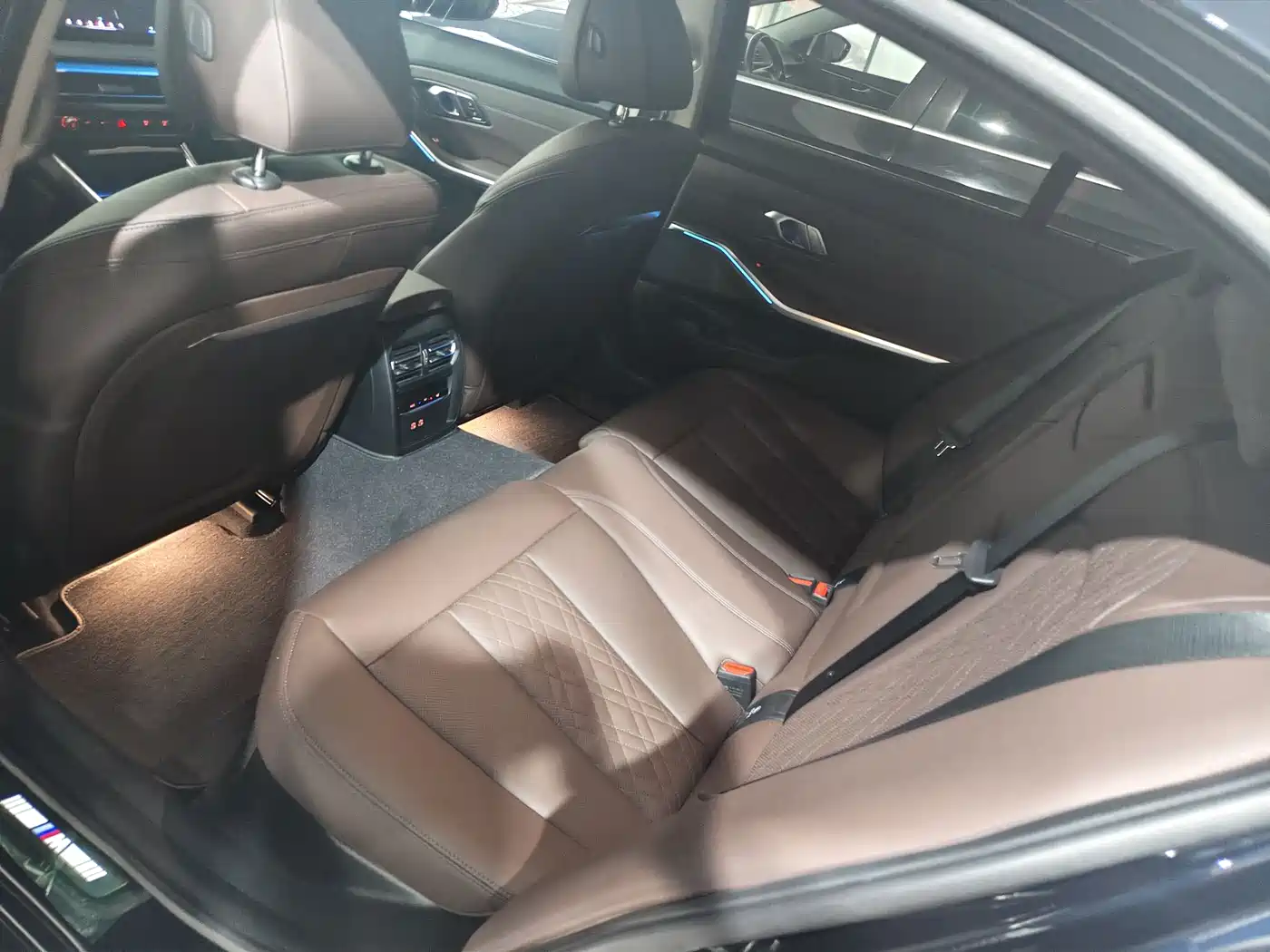 BMW 3 Series 2025 325Li M Sport Package фото 11