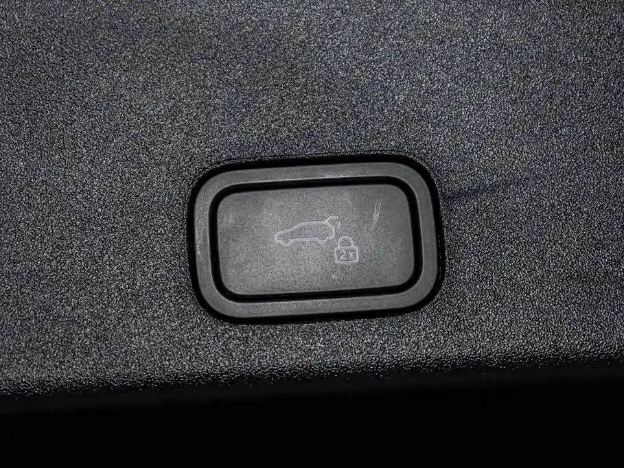 Li Auto i6 2026 2025 4WD Base Model