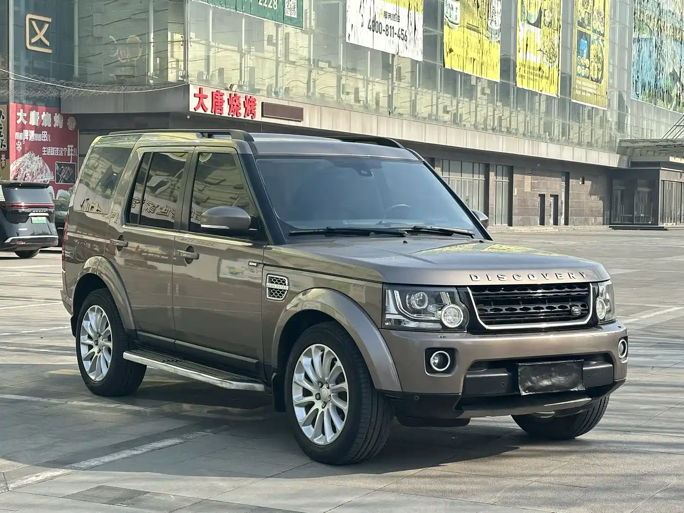 Land Rover Discovery 2015 3.0 SDV6 HSE Diesel фото 3