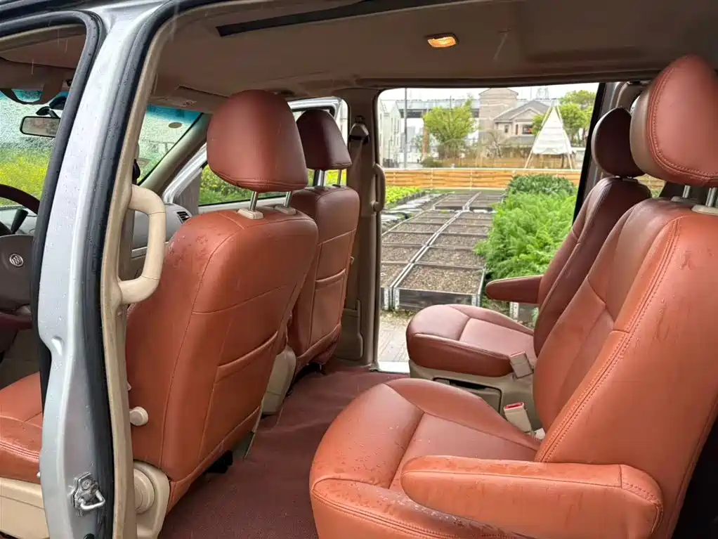 Buick GL8 2013 2.4L Comfort Edition фото 8