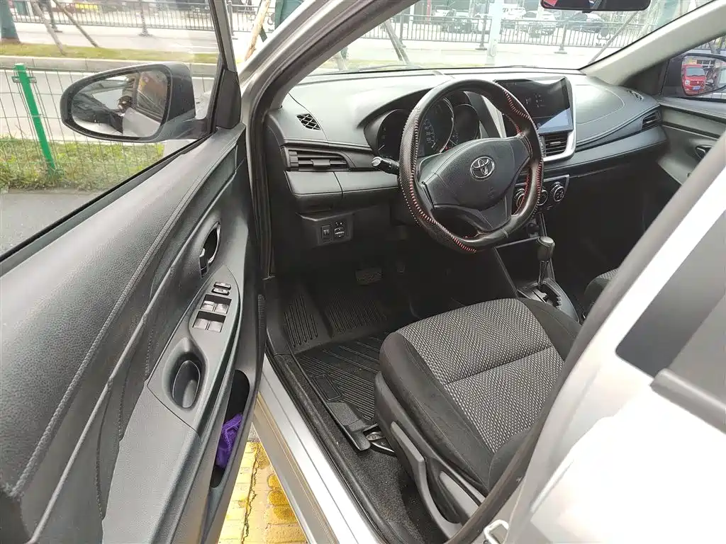 Toyota Vios 2017 1.5L CVT Pioneer фото 16