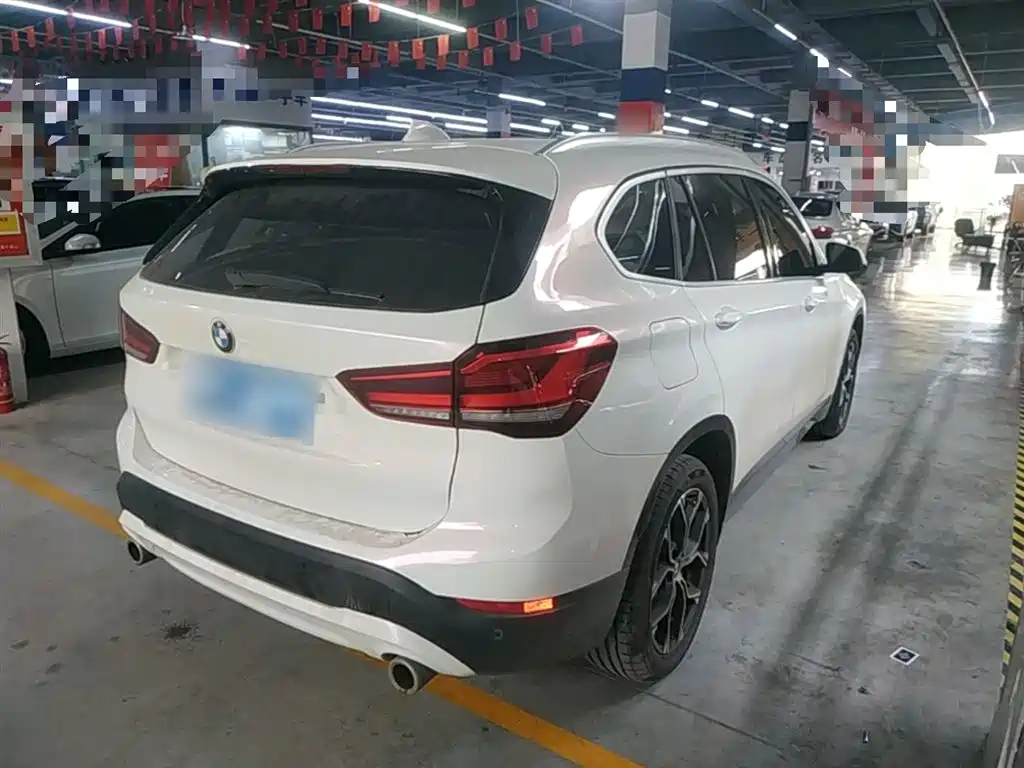 BMW X1 2021 sDrive25Li Leading фото 7