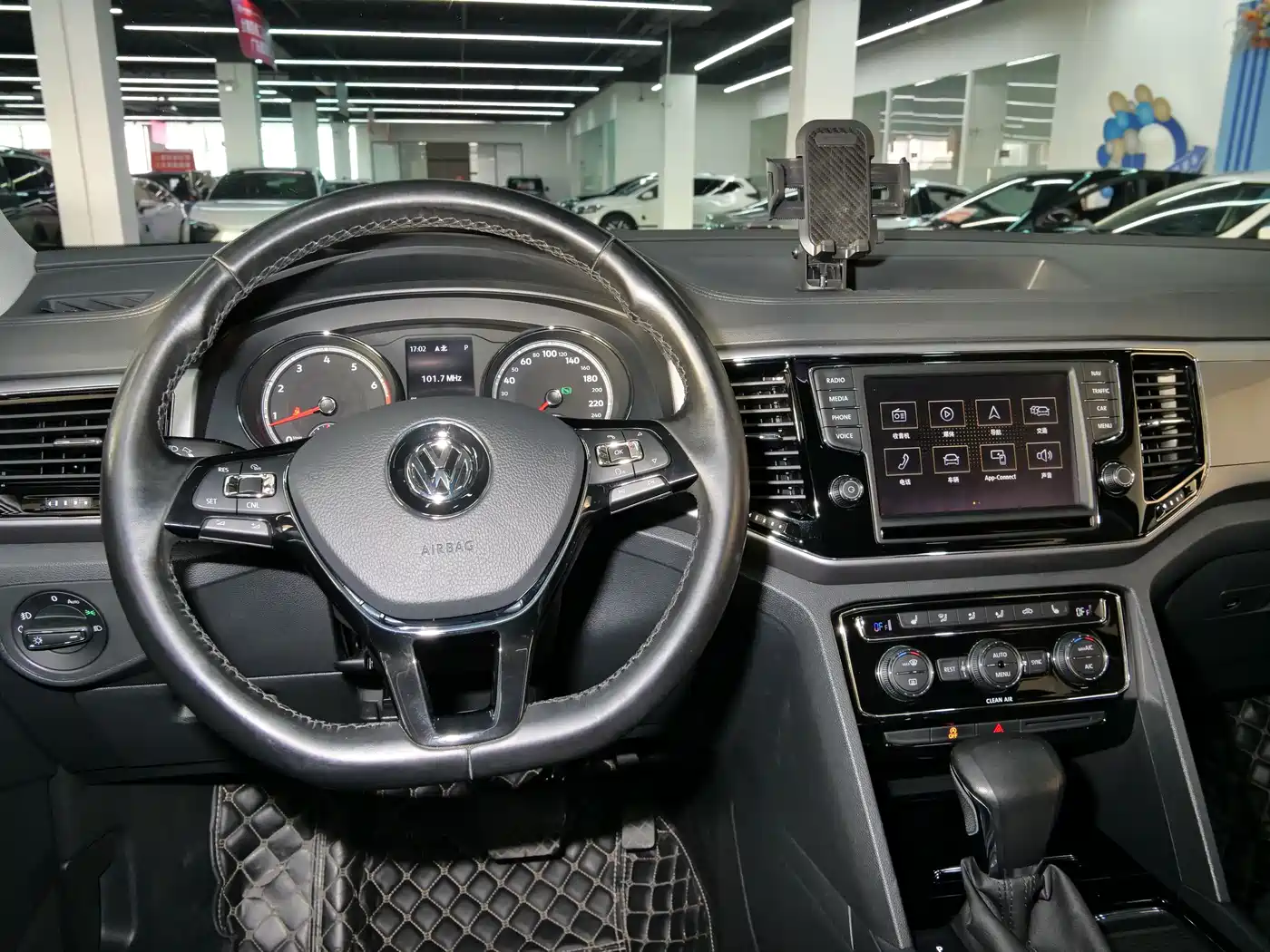Volkswagen Teramont 2017 380TSI 4WD Luxury Edition фото 7