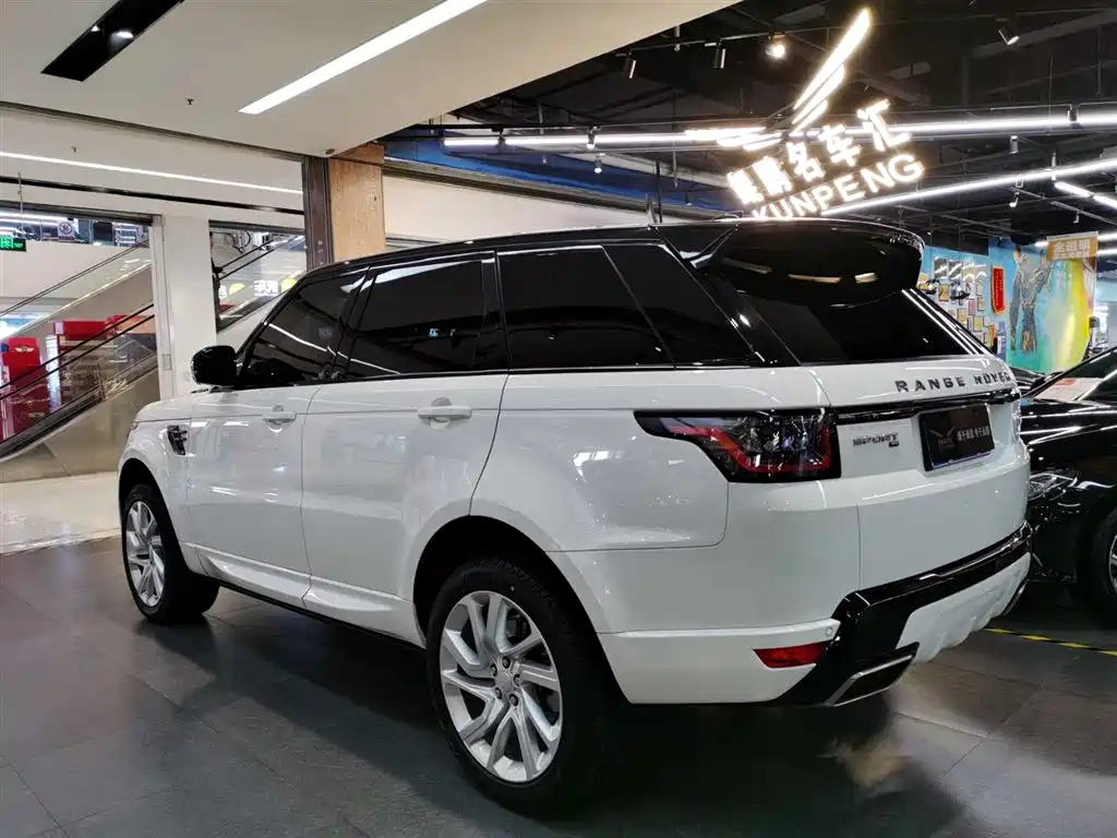 Land Rover Range Rover Sport 2020 3.0 L6 HSE DYNAMIC фото 3
