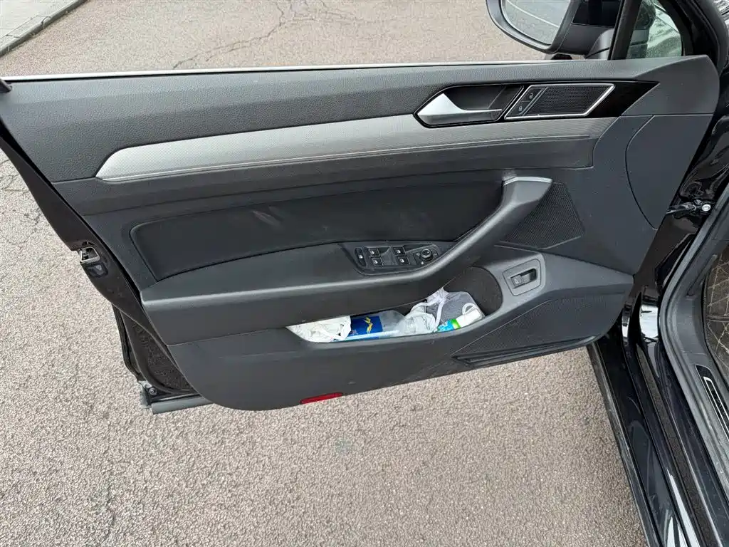 Volkswagen Magotan 2019 330TSI DSG Leading China VI фото 6
