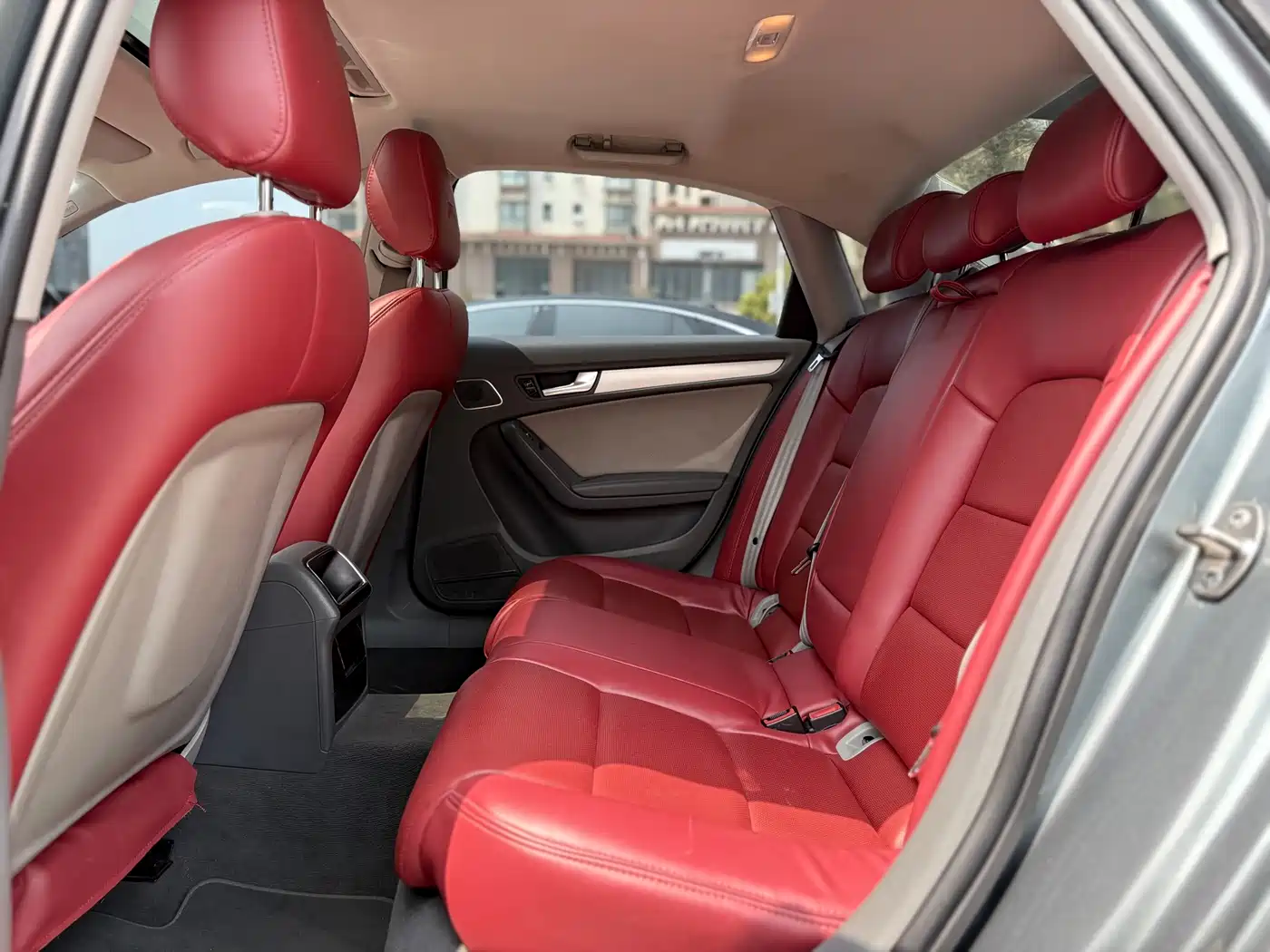 Audi A4L 2013 35 TFSI Automatic Standard фото 5