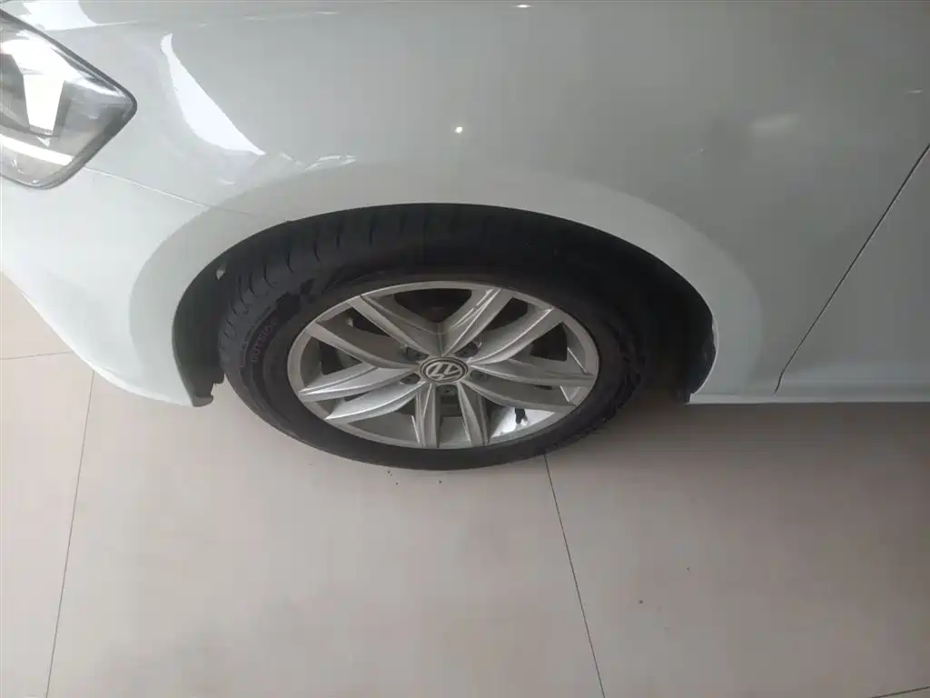 Volkswagen Golf 2019 200TSI DSG Comfort Progressive China VI фото 23