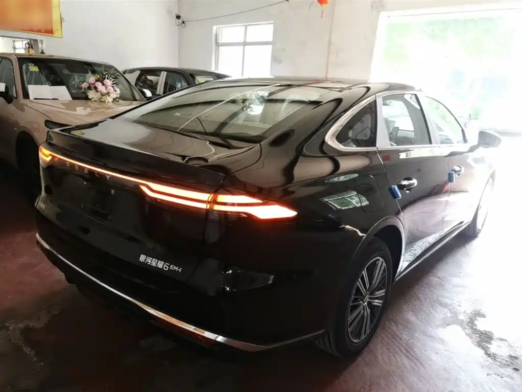 Geely Galaxy Galaxy Stellar 6 2025 Base Version фото 7