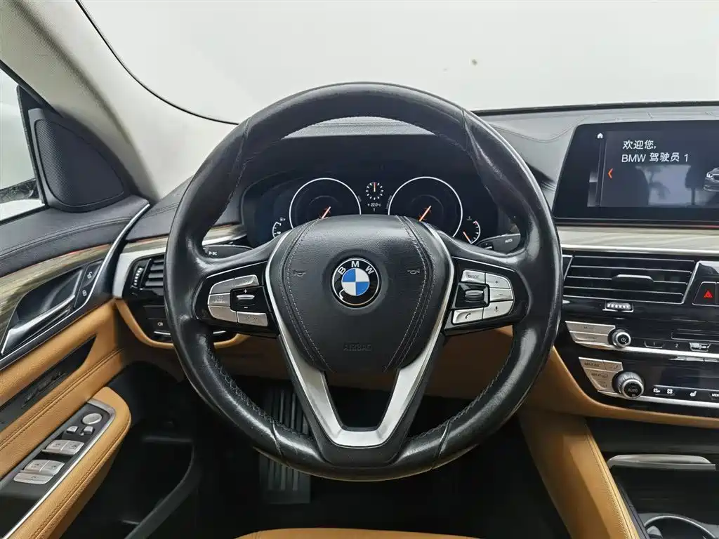 BMW 6 Series GT 2019 630i Luxury Design Package фото 11