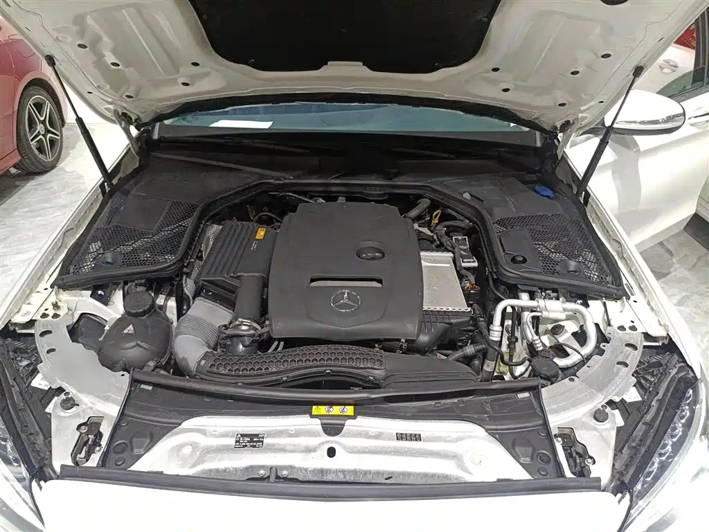 Mercedes-Benz C-Class 2017 Facelift C 200 L Sport Edition фото 20