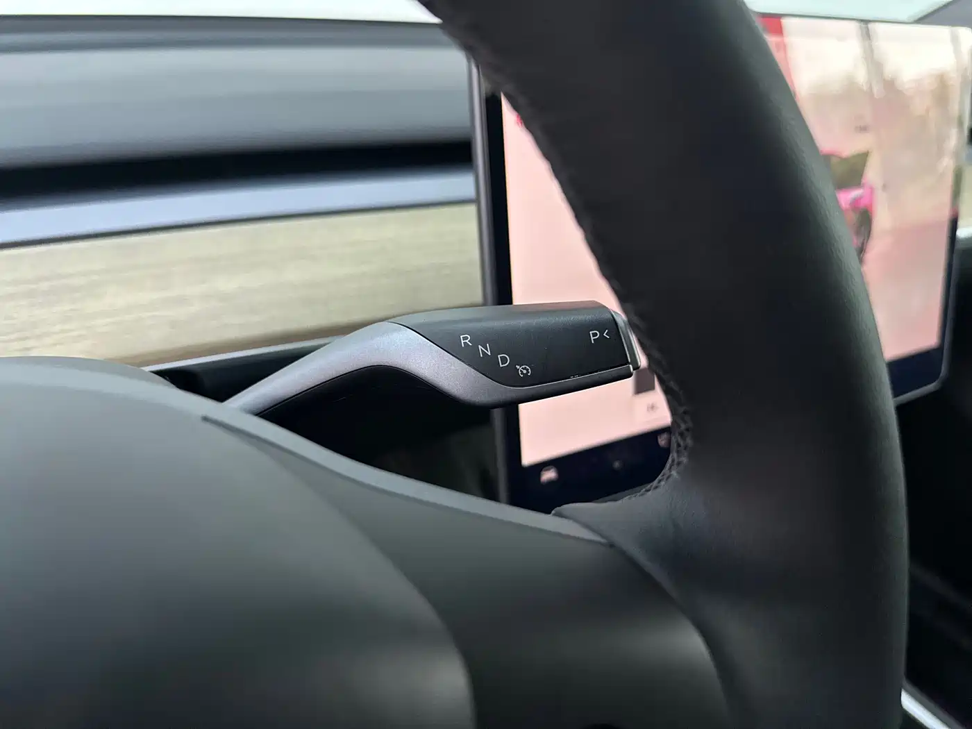 Фото 8 - Tesla Model Y