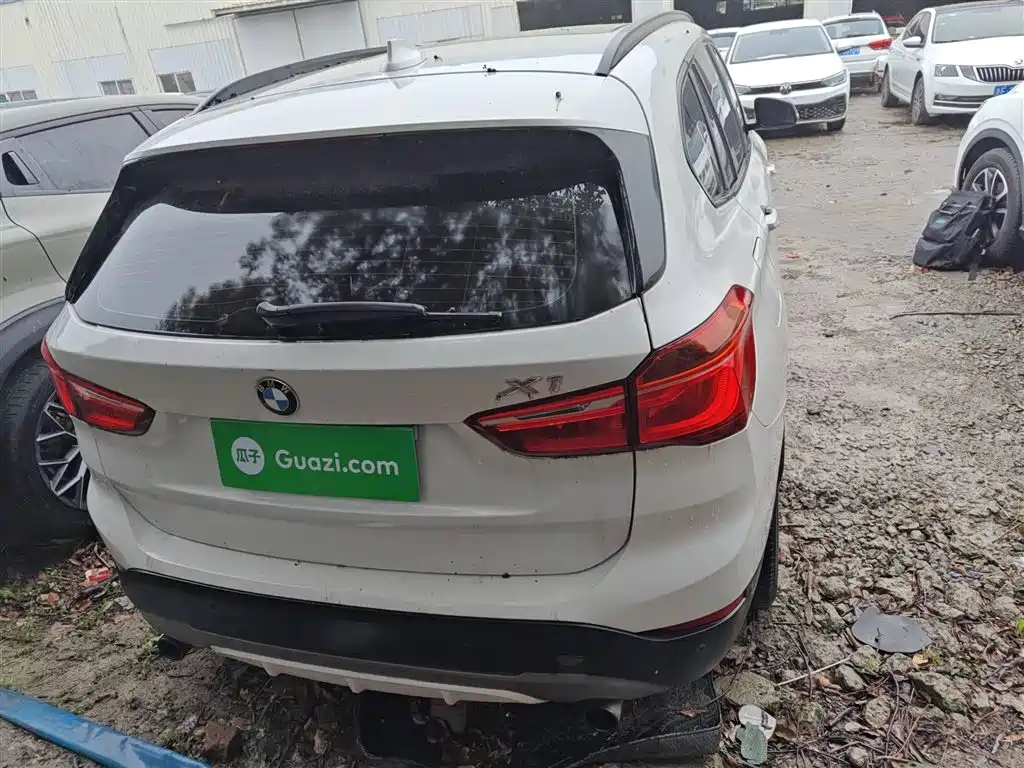 BMW X1 2016 sDrive20Li Luxury Model фото 6