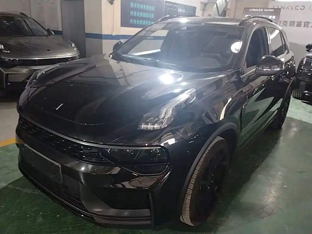 Lynk & Co 01 2021 2.0TD AWD Night Edition
