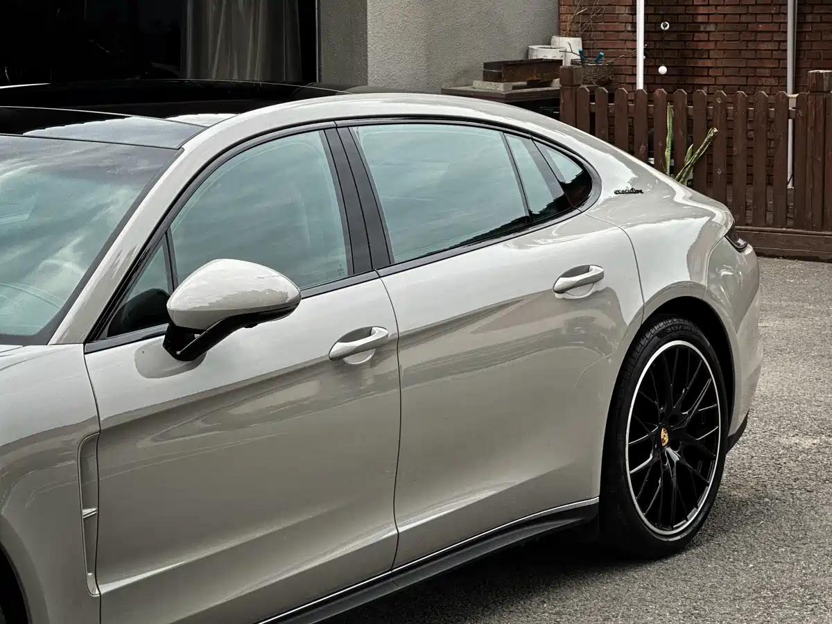 Porsche Panamera 2022 Panamera 4 Executive Long Wheelbase 2.9T фото 12