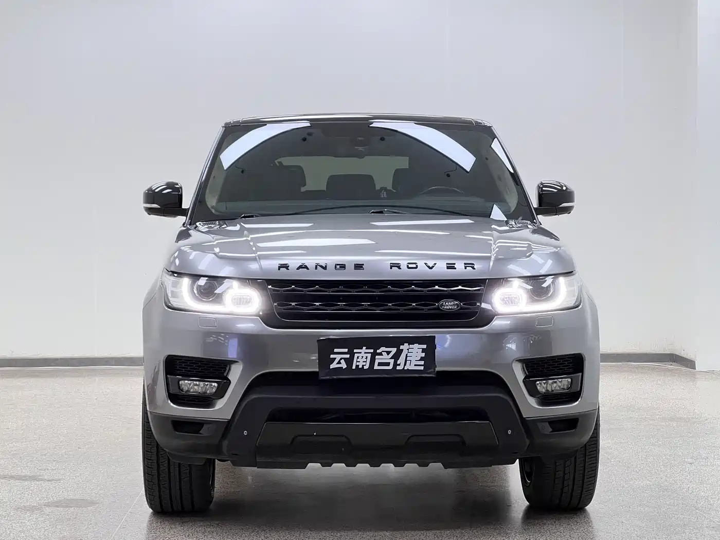 Land Rover Range Rover Sport 2014 3.0 SC V6 HSE фото 2