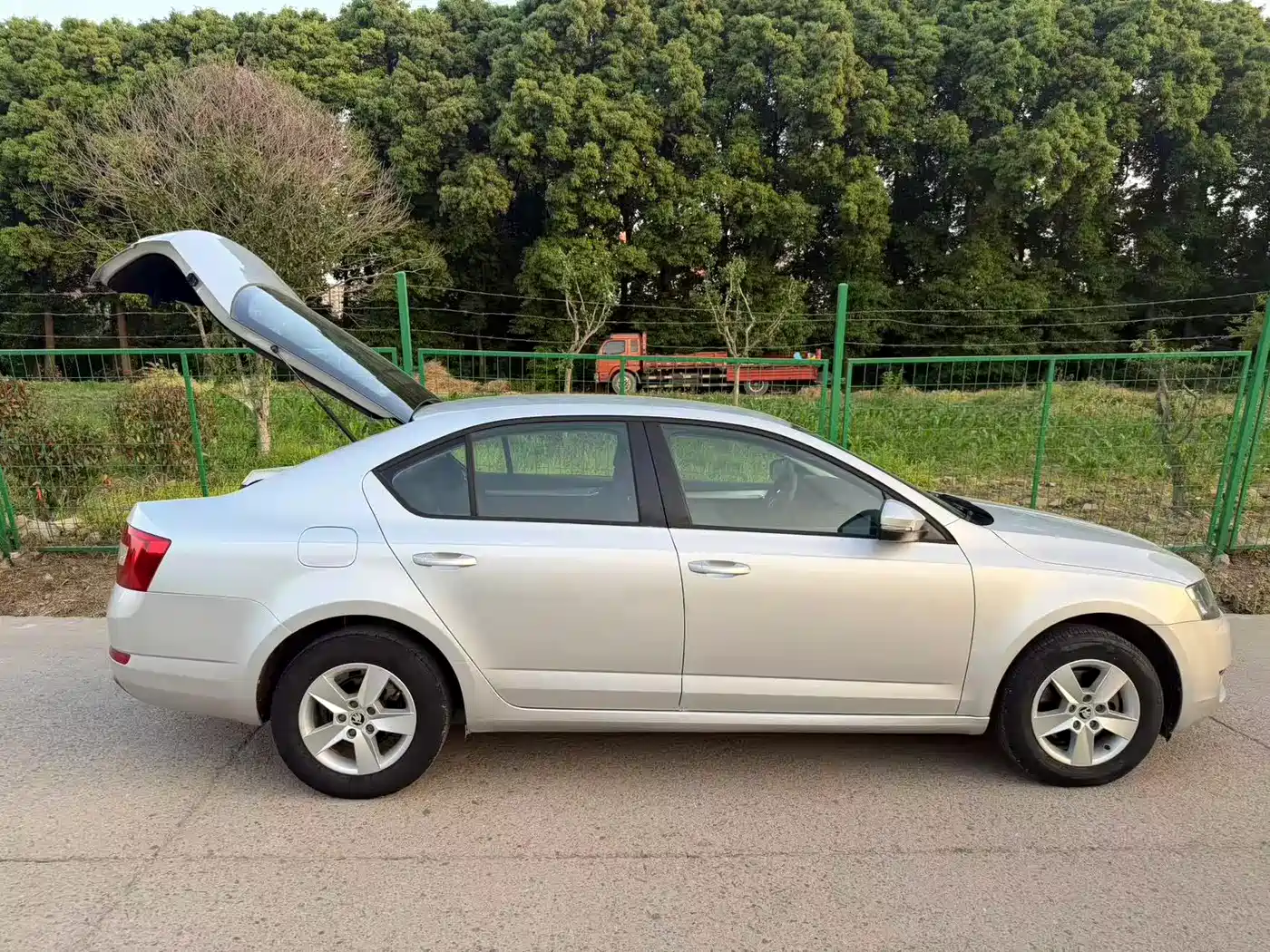 Škoda Octavia 2015 1.6L Automatic逸致版 фото 7