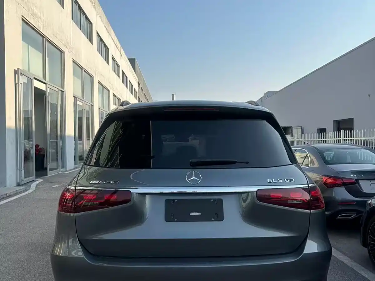 Mercedes-Benz GLS AMG 2024 AMG GLS 63 4MATIC+ фото 4
