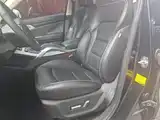 Фото 11 - Geely Atlas