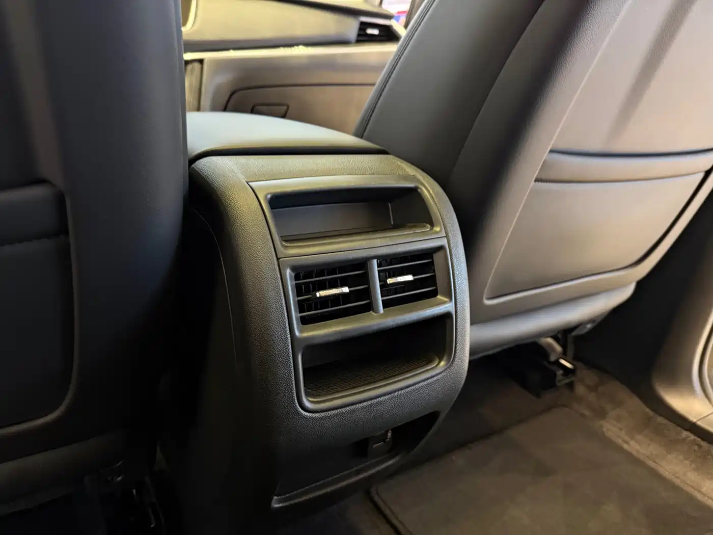 Cadillac XT5 2018 25T Luxury фото 17
