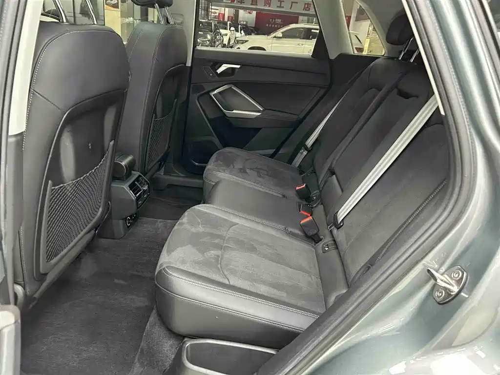 Audi Q3 2022 35 TFSI Fashion Dynamic фото 14