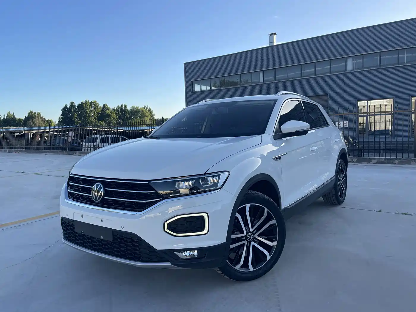 Volkswagen T-ROC 2022 280TSI DSG 2WD Comfort PLUS