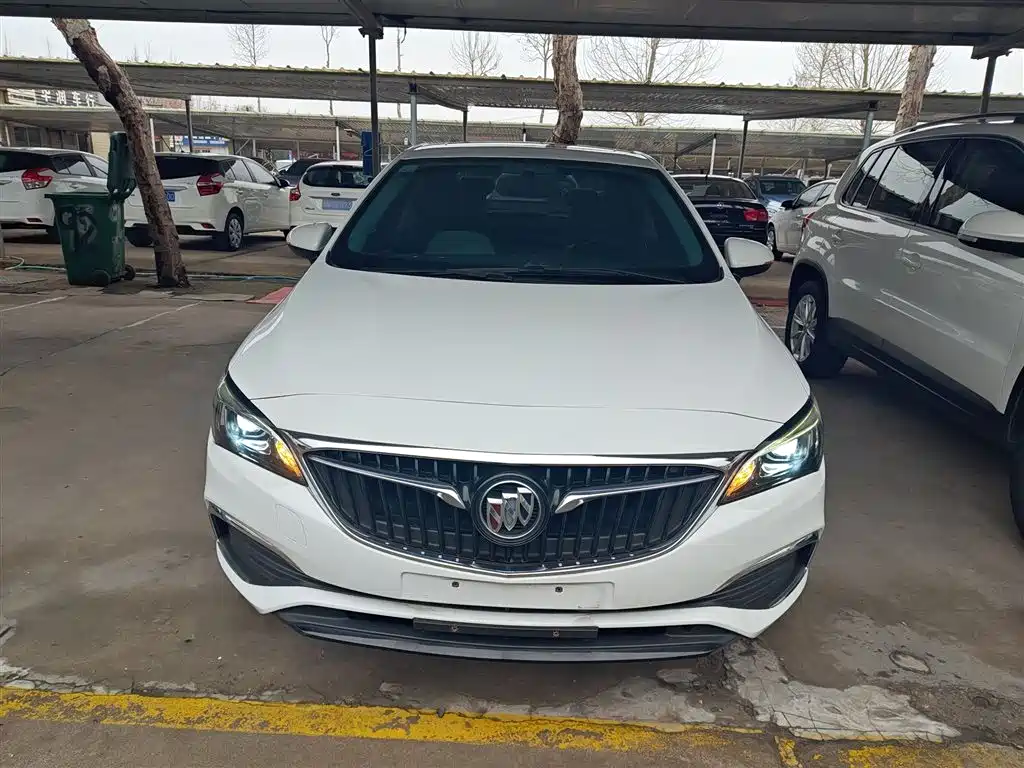 Buick Verano 2019 Sedan 15S Auto Leading фото 3