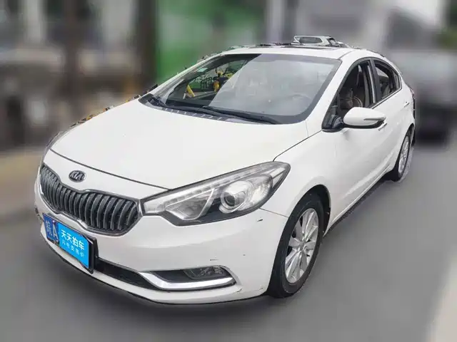 Kia K3 2015 1.6L Automatic GLS — фото 1