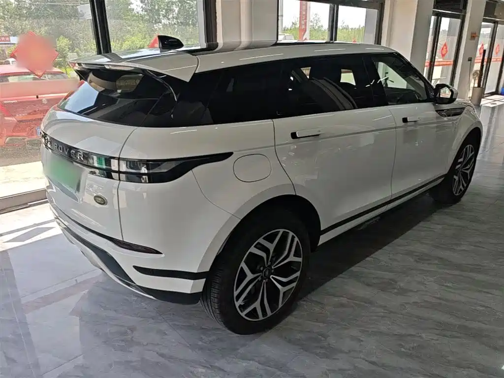 Land Rover Range Rover Evoque New Energy 2023 Range Rover Evoque L P300e Plug-in Hybrid Edition фото 7