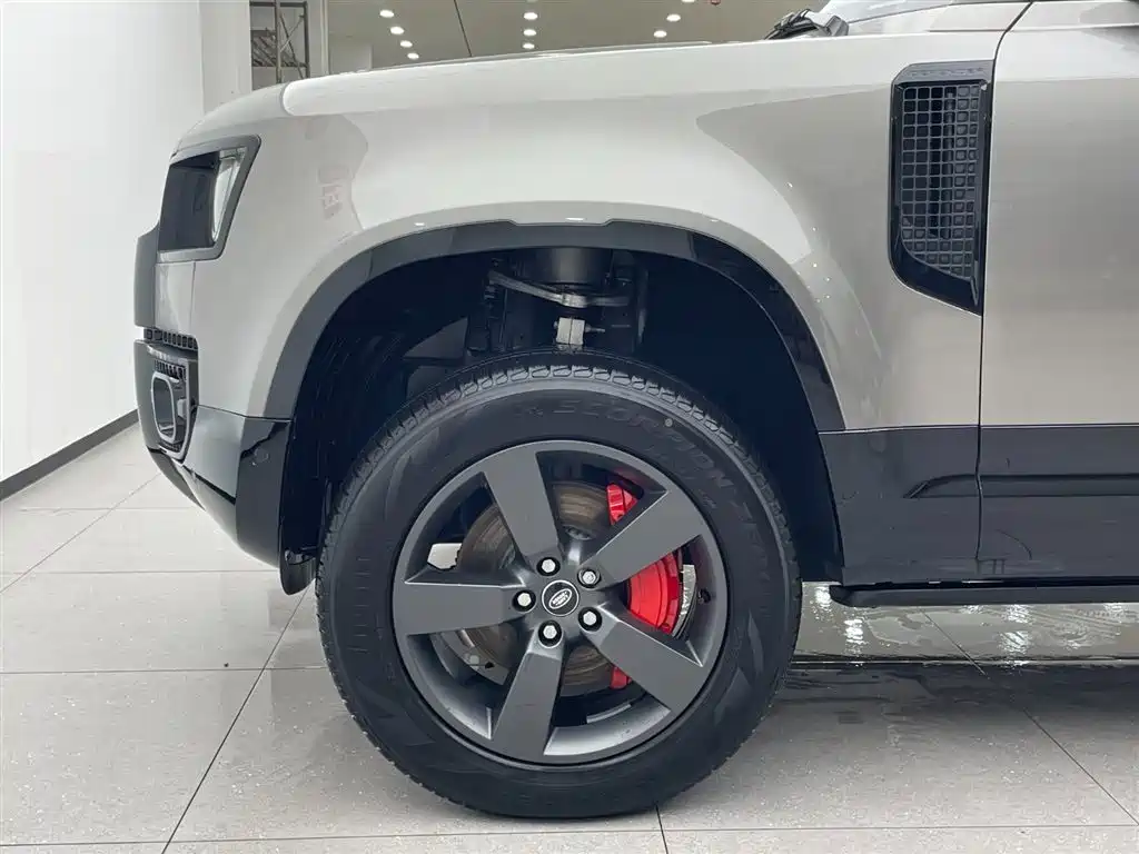 LAND ROVER GUARD