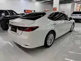 Photo 7 - Toyota Camry