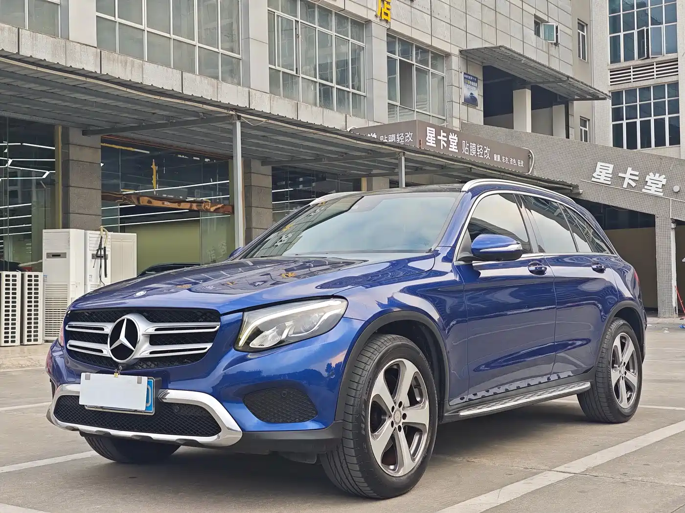 Mercedes-Benz GLC 2016 GLC 260 4MATIC Luxury